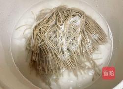 清汤荞麦面的做法图解2