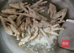 黄豆闷风爪的做法图解2