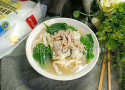 西洋菜肉丝面－神奇的面粉