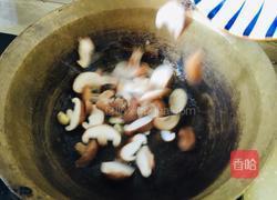 香菇炒油菜的做法图解4