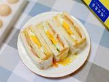 鸡蛋火腿三明治