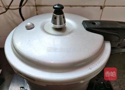 猪肉骨芦笋汤的做法图解7