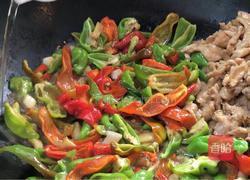 秋辣椒炒肉的做法图解8