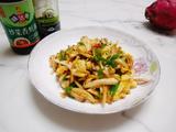 杏鲍菇鸡蛋炒辣椒的做法[图]