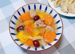 胡萝卜玉米排骨汤