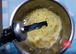 青椒土豆丝的做法图解2
