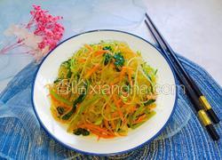菠菜豆芽炒粉丝