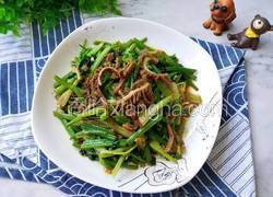 芹菜牛百叶
