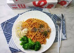 番茄烩肉酱意面