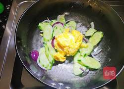 黄瓜炒鸡蛋的做法图解7