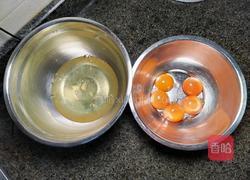 自制戚风蛋糕的做法图解2