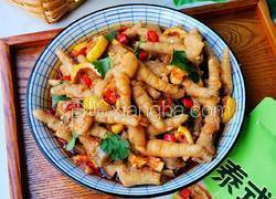 酸辣爽口开胃解腻的泰式风味鸡爪～