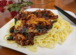 鸡蛋炸酱面（车仔面）
