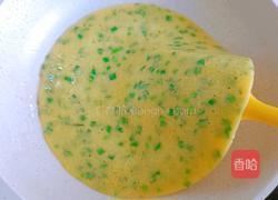 韭菜鸡蛋饼的做法图解9