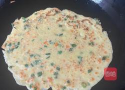 胡萝卜葱花鸡蛋饼的做法图解7