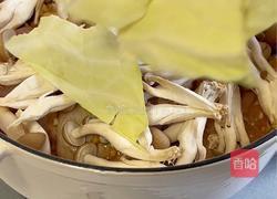 解锁厨房新魔法！无水鸡肉蔬菜锅把鲜掉眉毛的美味端上餐桌！的做法图解5
