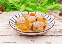 胡萝卜平菇炖肉丸