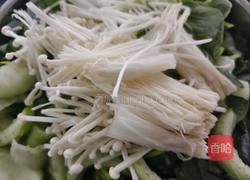 金针菇炒油菜的做法图解3