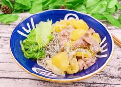 减脂餐土豆炖肉荞麦面 