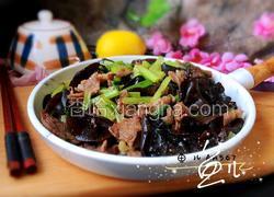 芹菜炒木耳