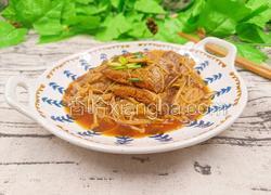 金针菇炖热腾 