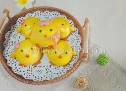 小鸡奶黄包
