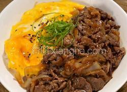 照烧肥牛滑蛋饭