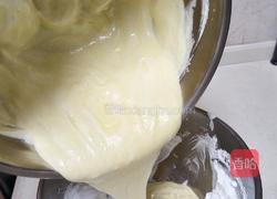 戚风蛋糕（8寸一个或者6寸两个）的做法图解16