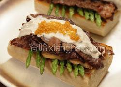 黑松露牛肉蘑菇法棍