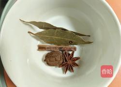 蒜泥白肉的做法图解1