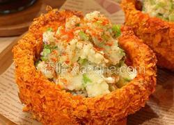 土豆泥沙拉鸡肉碗