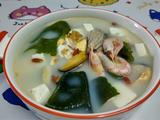 加拿大北极虾海鲜豆腐汤的做法[图]