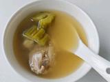 苦瓜苦瓜猪骨汤的做法[图]
