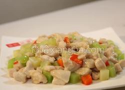 青笋炒鸡丁