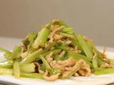 芹菜炒肉丝的做法[图]